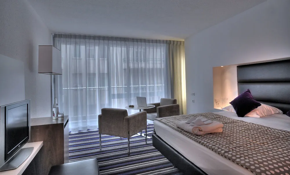 Mercure Nice Promenade Des Anglais Hotel