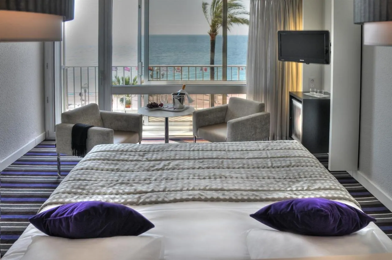 Mercure Nice Promenade Des Anglais 4*,