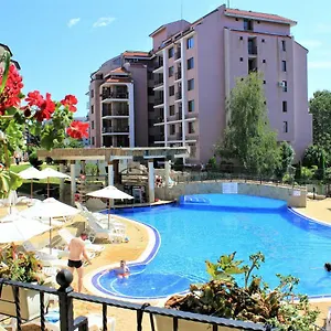 Hills - Official Hotel apartamentowy