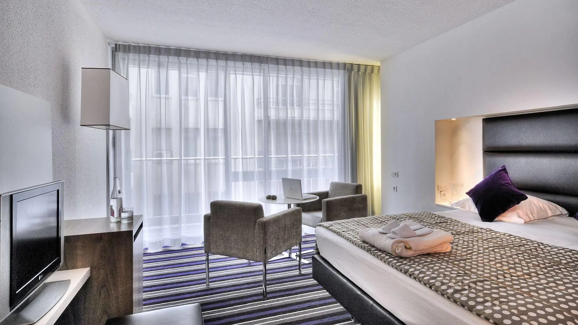 Hotel Mercure Nice Promenade Des Anglais 4*,